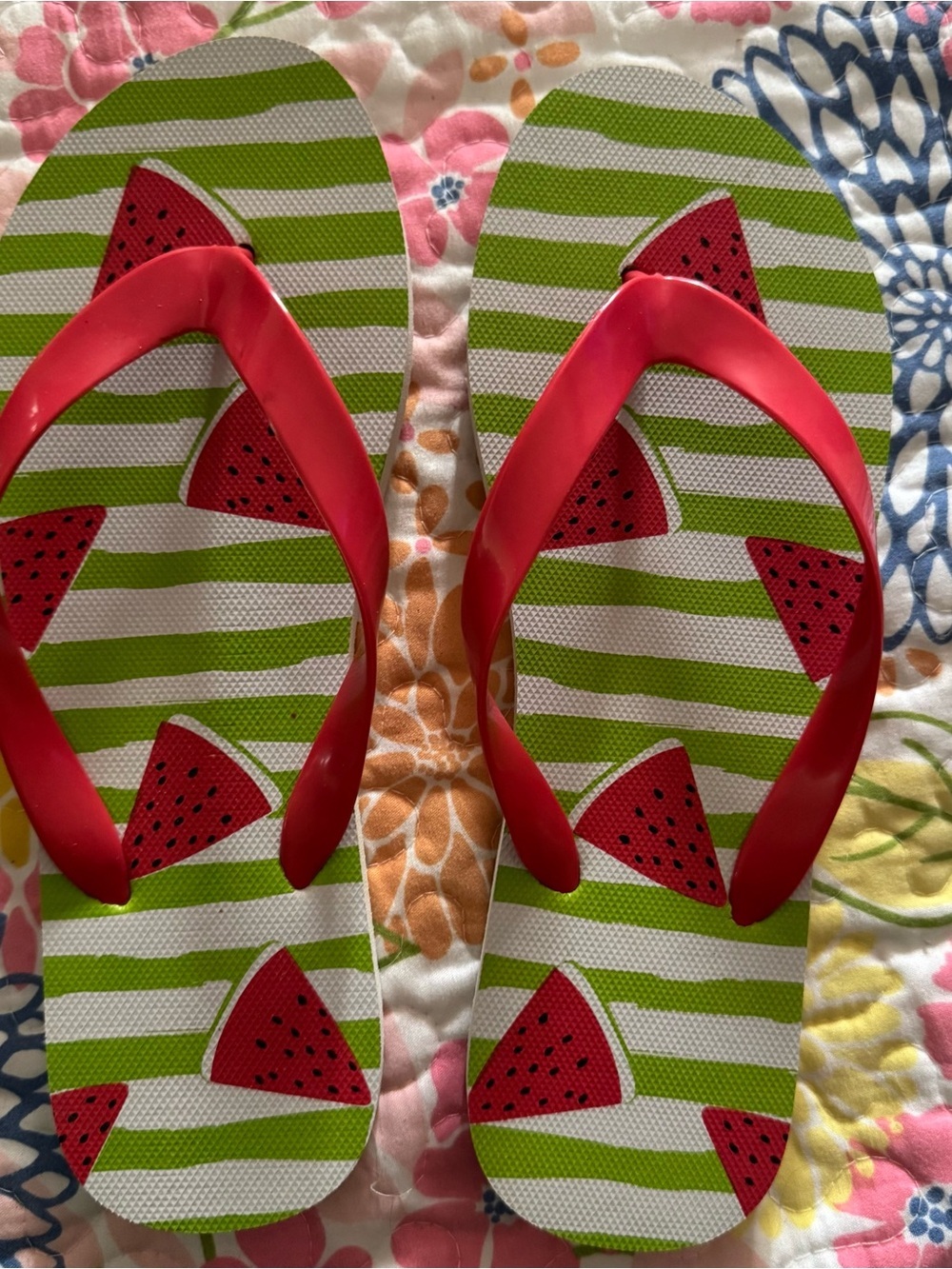NIB SIZE 10 FLIP FLOPS (3 PAIR) - Picture 9 of 10